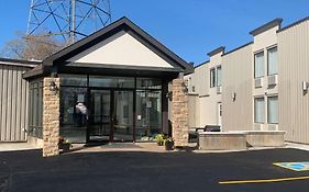 Travelodge By Wyndham Miramichi New Brunswick